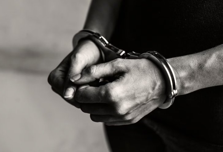 Homem é preso por tentar atropelar ex várias vezes em Nova Olinda do Norte