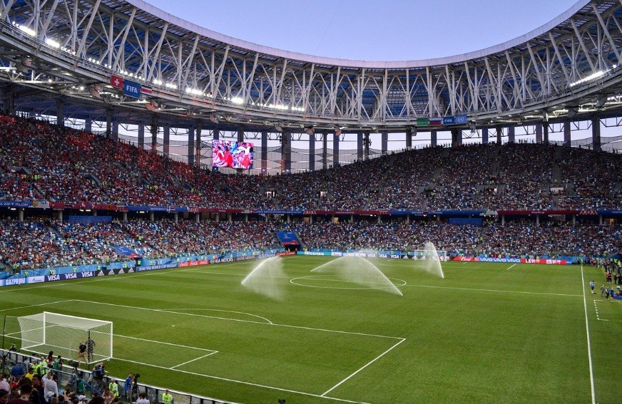 Brasil, Alemanha e Holanda enfrentam rivais na briga por vaga nas oitavas de final