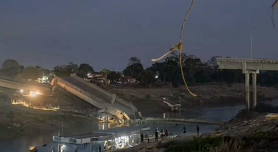 Ponte inaugurada há 2 anos e que custou mais de R$ 36 milhões desaba no Acre; vídeo