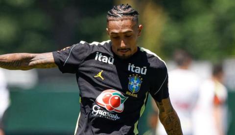 Com Rayan na frente, Carlo Ancelotti estuda quatro nomes para substituir Rafinha
