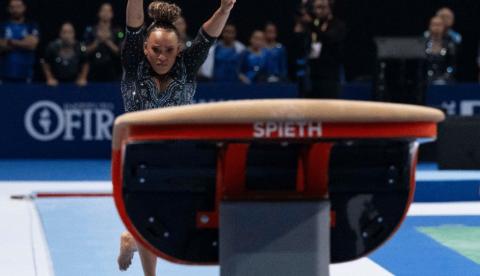 Rebeca Andrade retorna às competições com ouro no salto no Pan de Ginástica