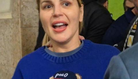 Presa, Deolane manda recado por irmã e dispensa propostas de namoro feitas por cartas