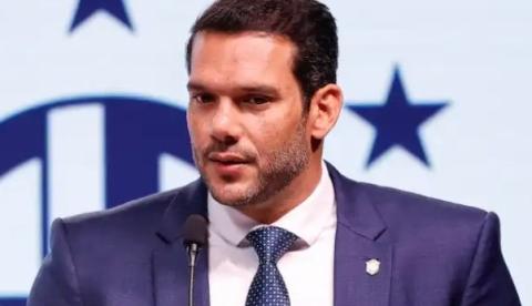 Presidente da CBF é acusado de usar verba da entidade para "bancar" amantes nos EUA