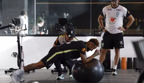 Ressonância na segunda-feira decidirá se Neymar entrará em campo nos próximos jogos da seleção