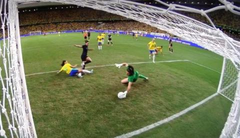 Em jogo marcado por expulsões, EUA vencem Seleção Feminina em amistoso no Ceará