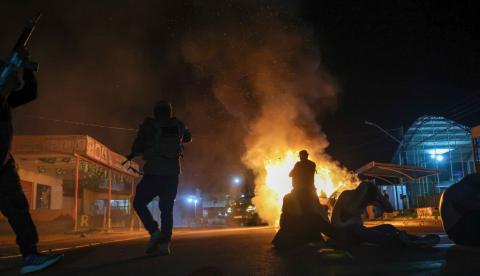 Treinamento: Policiais participam de simulação com explosões e reféns em Iranduba