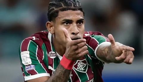 Fluminense sai na frente, mas Cruzeiro arranca empate em casa