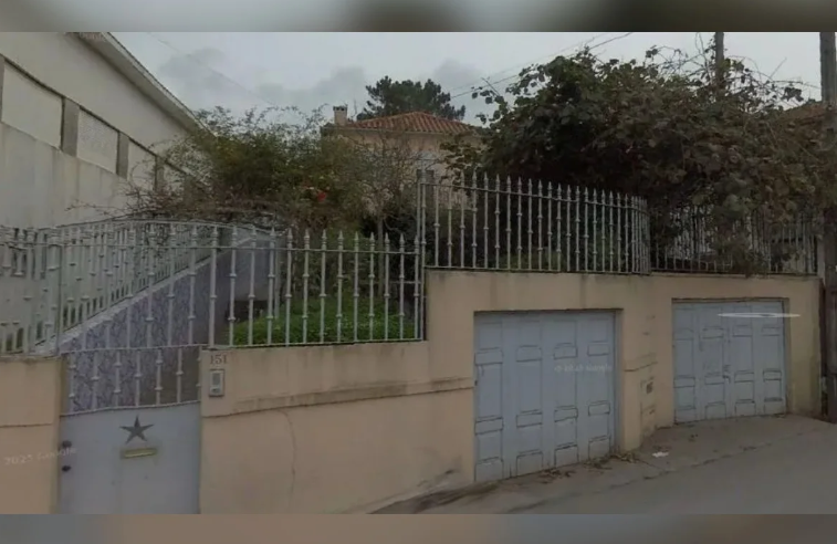 Mulher convive com esqueleto da mãe por mais de um ano antes de morrer