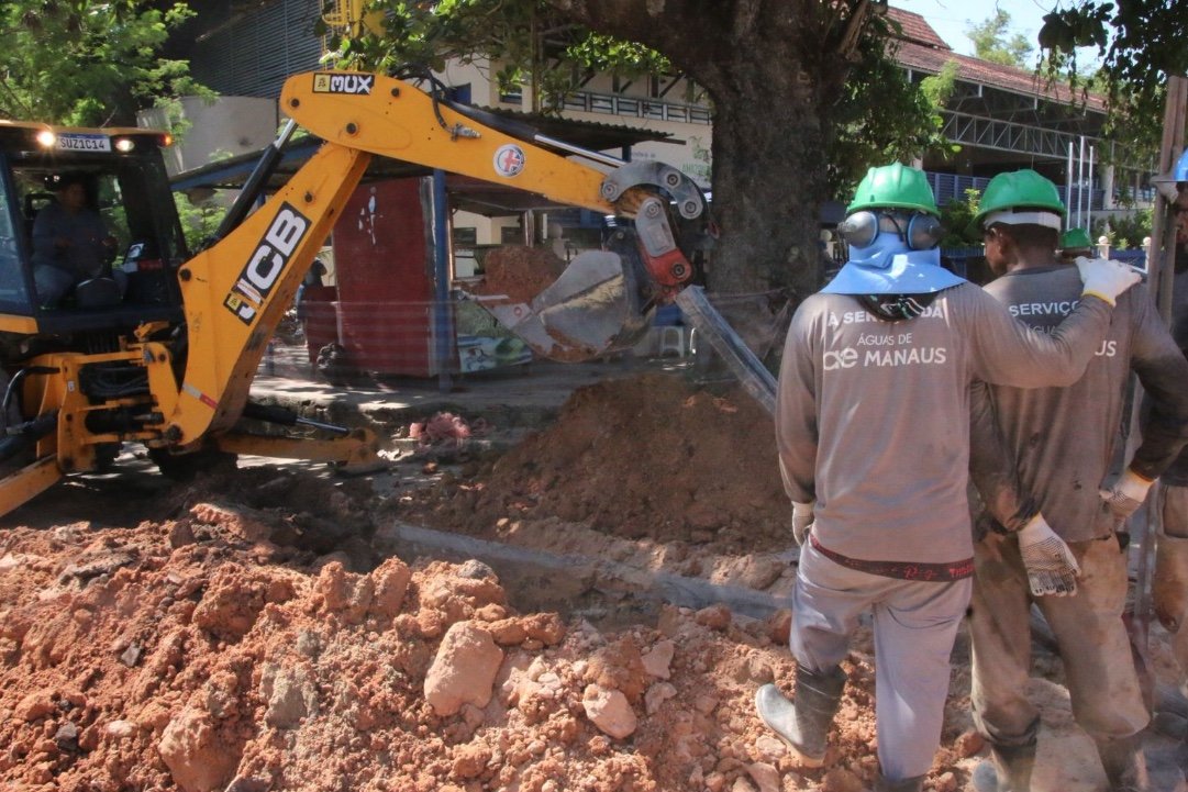 Prefeitura embarga obras da Águas de Manaus e ameaça expulsar concessionária após multas milionárias