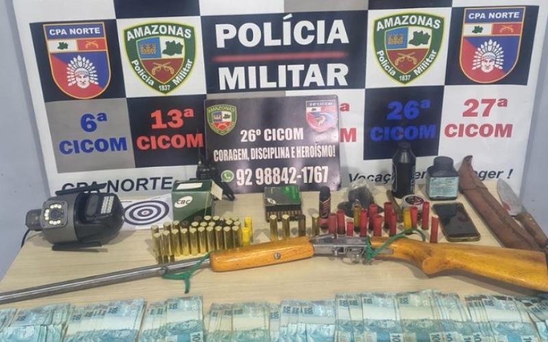 Homem é preso com R$ 9,9 mil após ameaçar vizinho com espingarda na AM-010