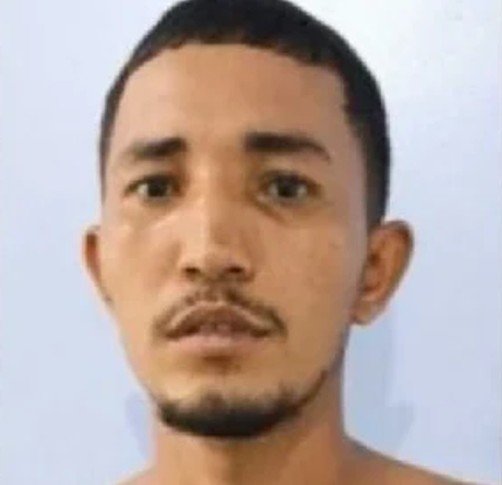Polícia pede ajuda para prender suspeito de matar jovem a pauladas no Amazonas
