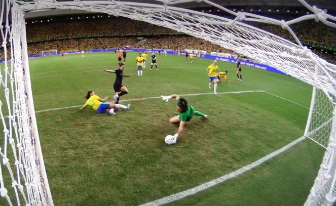 Em jogo marcado por expulsões, EUA vencem Seleção Feminina em amistoso no Ceará