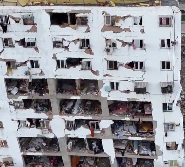 Mortes por terremotos na Venezuela chegam a 1.450; buscas continuam