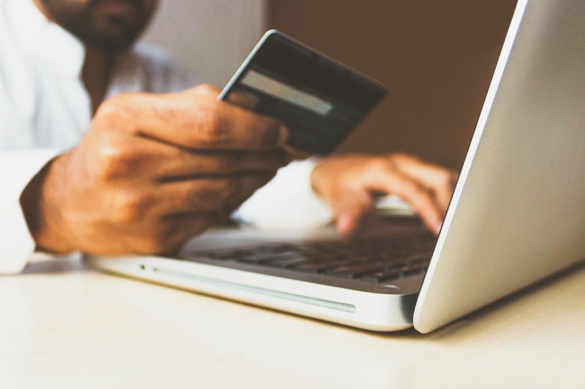Golpes digitais crescem e exigem atenção redobrada de consumidores