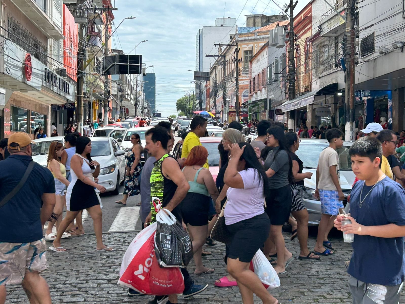 Corpus Christi: Veja o que abre e o que fecha no comércio e nos shoppings de Manaus