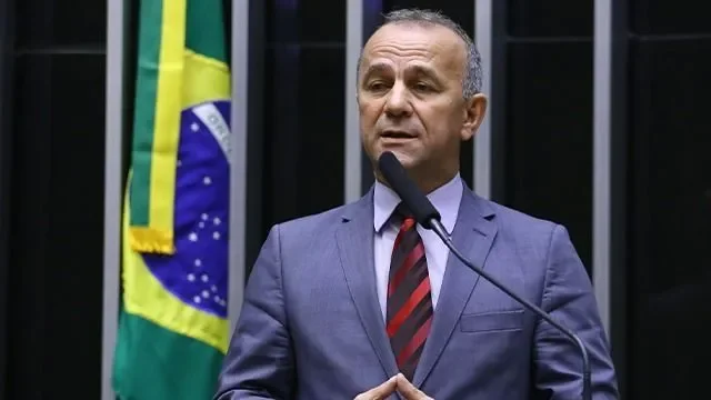 CCJC da Câmara aprova fim da aposentadoria compulsória como punição para juízes condenados
