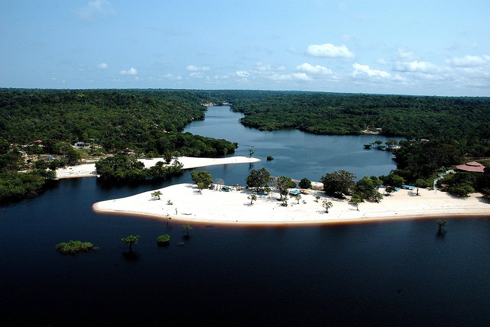 Verão Amazônico: Temporada de passeios para praias e cachoeiras vai até novembro