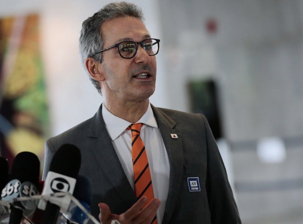 Novo oficializa Romeu Zema como candidato à Presidência da República