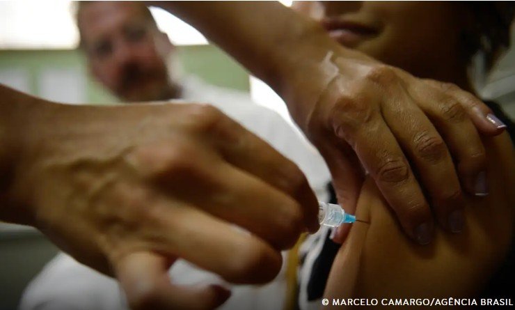 Vacinação contra o HPV para jovens de 15 a 19 anos é prorrogada até o fim do ano