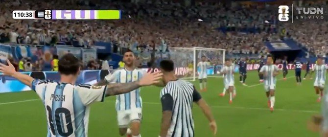 Argentina bate Cabo Verde no sufoco e avança na Copa