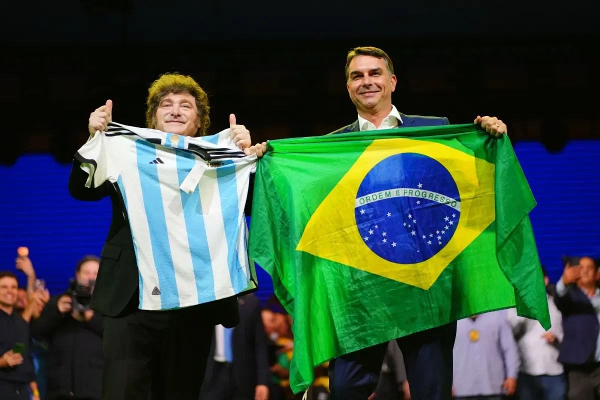 Decreto de Milei expulsa estrangeiros que promovam discurso de ódio contra argentinos