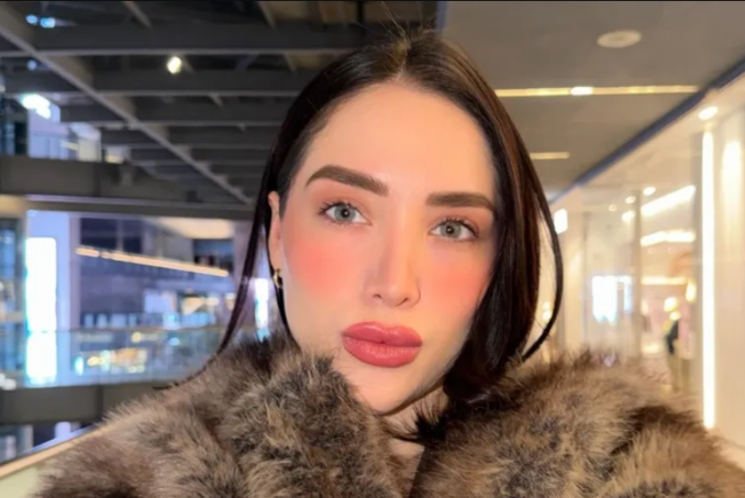 Influenciadora morre aos 30 anos após cirurgia plástica