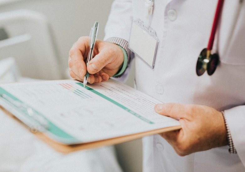 Internação pelo SUS não isenta plano de saúde de indenizar por negativa de UTI