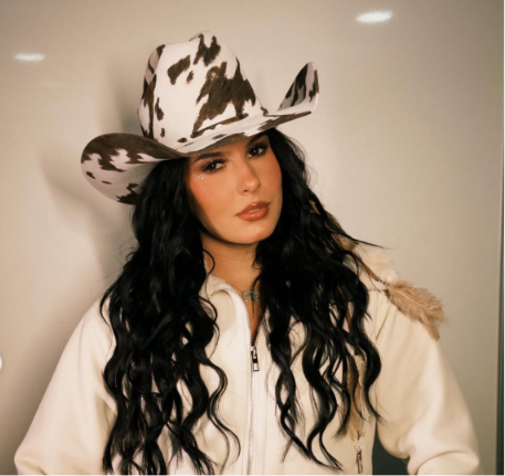 Ana Castela lamenta morte de fã em show