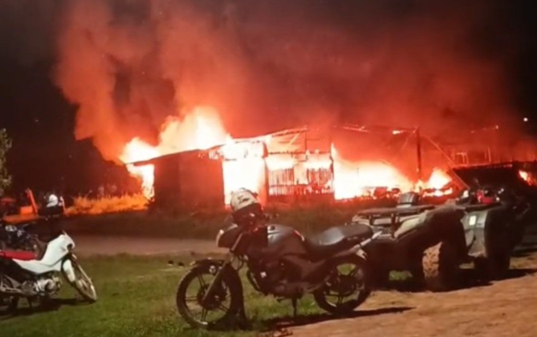 Justiça condena dupla por incêndios no Amazonas a mando de facção