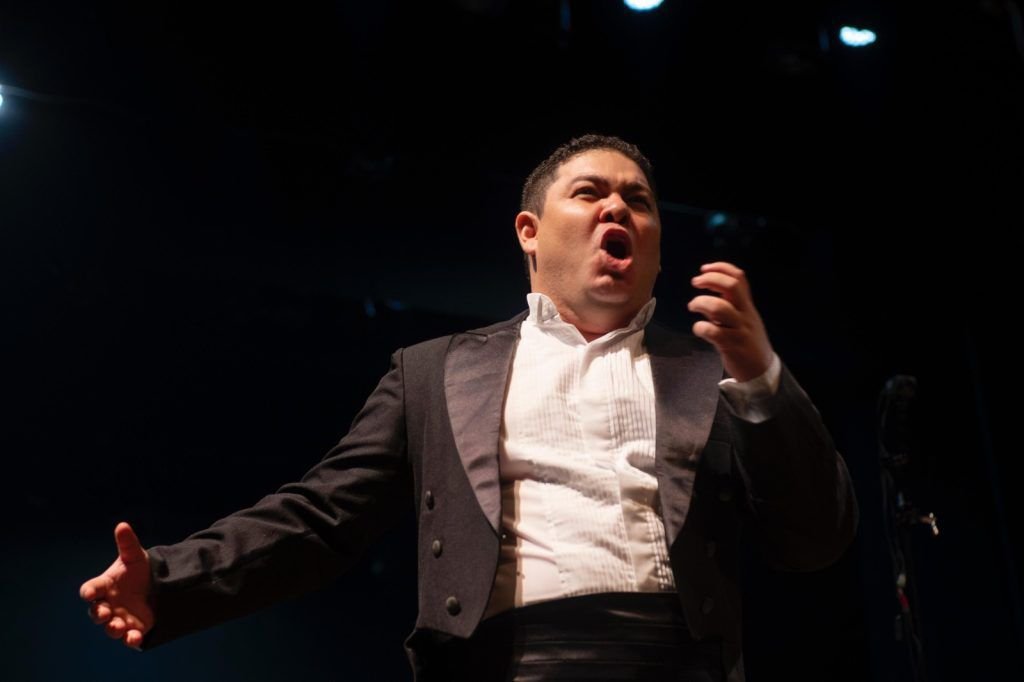 Teatro Amazonas recebe o espetáculo 'Carmina Burana' neste sábado