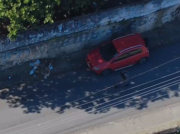 Moradores encontram suposto explosivo em lixeira viciada no São Jorge; local foi evacuado