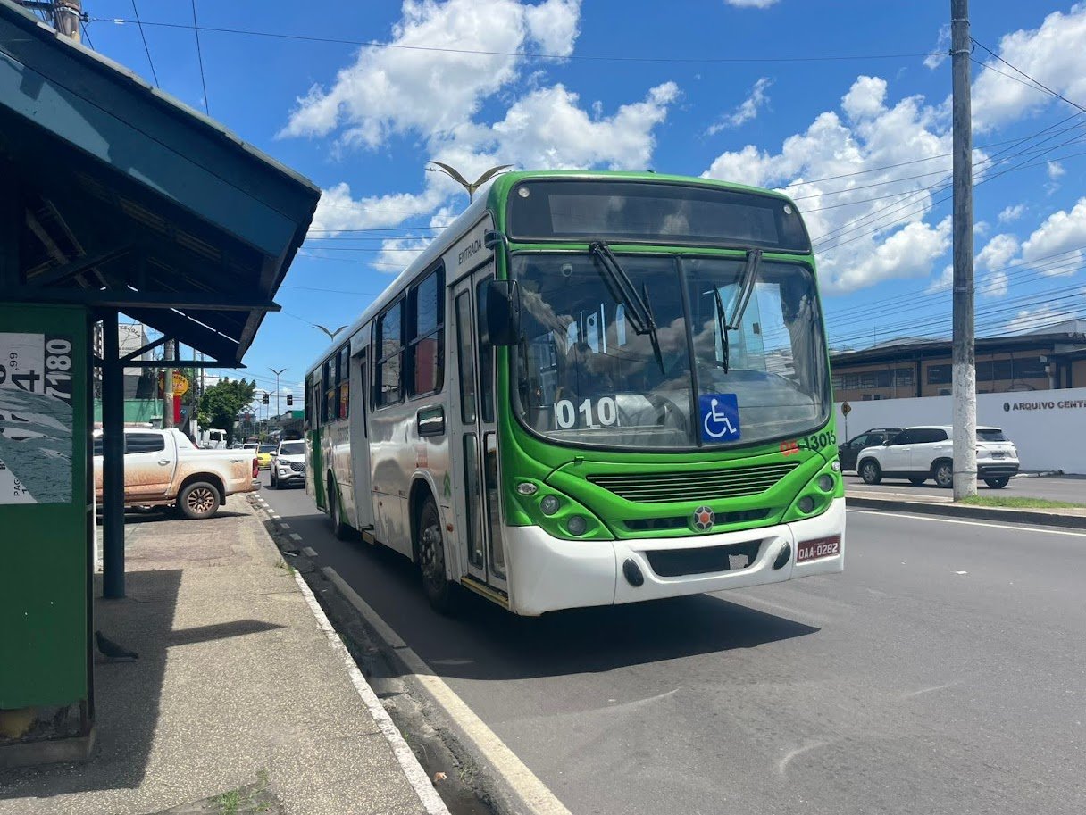 Rodoviários planejam parar o transporte público na próxima terça-feira em Manaus
