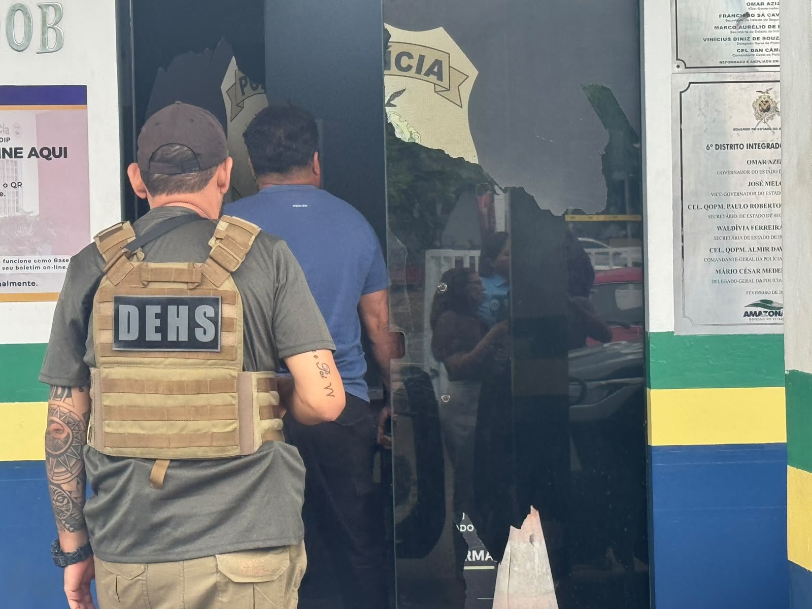 Vídeo mostra momento em que empresário é sequestrado no Cidade de Deus; confira