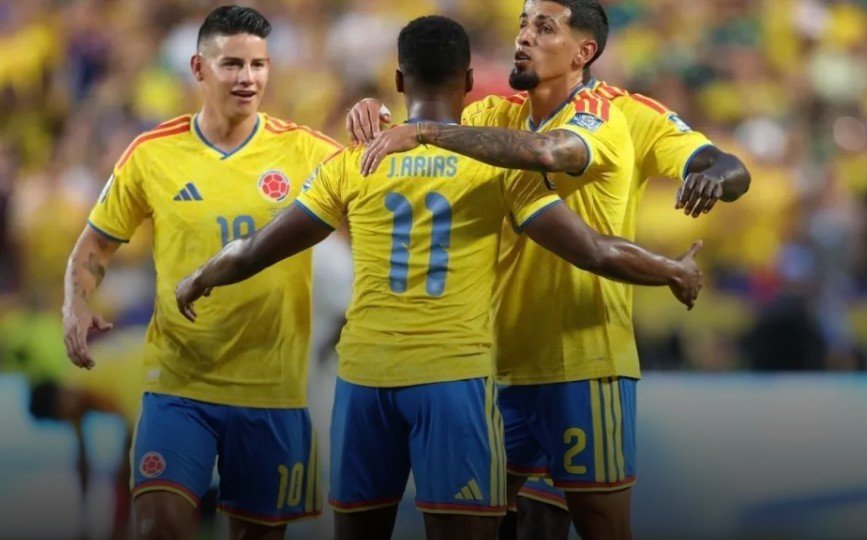Colômbia bate Gana e carimba última vaga nas oitavas da Copa