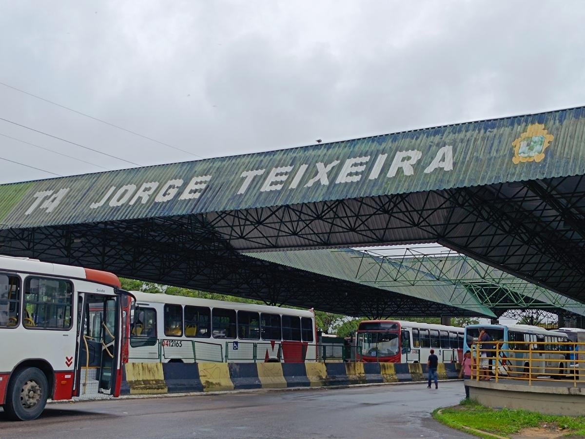 Homem é preso após tentar furtar fiação elétrica do T4 no Jorge Teixeira