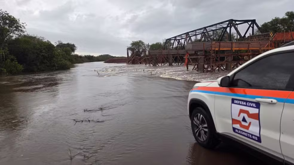 Temporais causam destruição em 43 municípios do Rio Grande do Sul