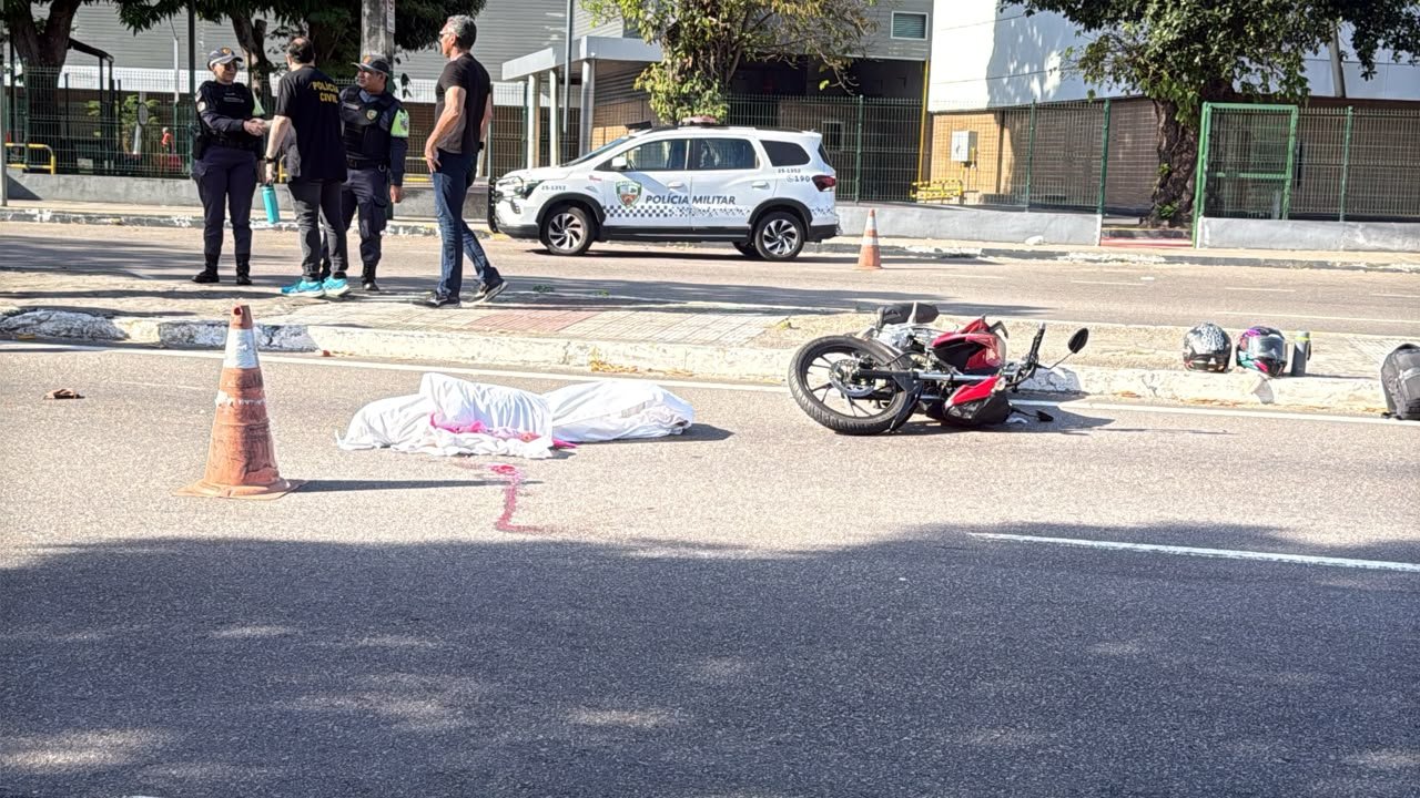 Idosa morre ao ser atropelada por moto enquanto atravessava a Av. Darcy Vargas