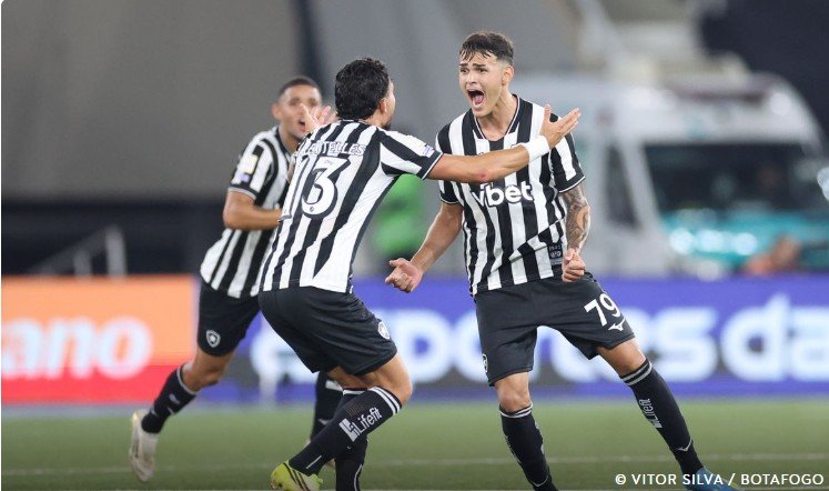 Brasileirão: Botafogo vira sobre o Santos nos acréscimos; Vitória vence Vasco