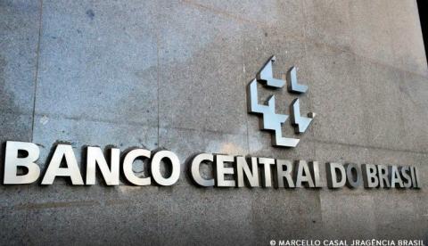 Governo autoriza novos concursos para Receita Federal e Banco Central