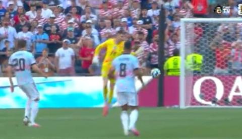 Estados Unidos são eliminados da Copa após goleada da Bélgica por 4 a 1