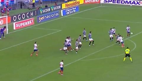 Corinthians empata com Bahia e segue na briga pelo G-6 do Brasileirão