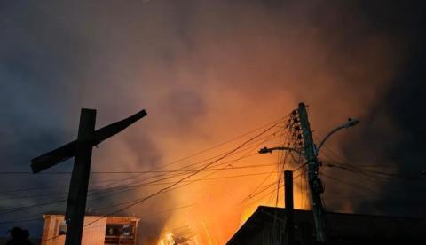 Mulher que morreu em incêndio que destruiu casas no Careiro da Várzea era cadeirante