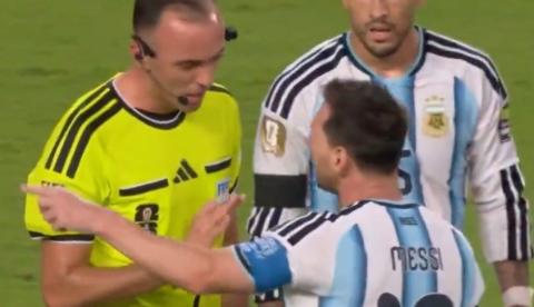 "Fale direito comigo": Messi se irrita com postura de árbitro e dispara em campo