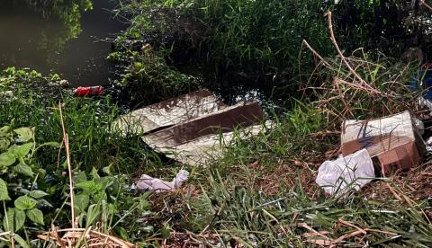 Crianças encontram corpo de mulher em igarapé na Zona Sul de Manaus