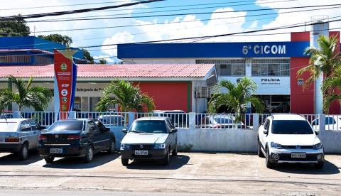 Homem é preso ao tentar esfaquear funcionário de loja na Cidade Nova ao ser flagrado furtando