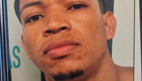 Polícia procura por homem que fugiu a caminho da audiência de custódia em Manaus