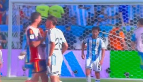 Web repercute pancadaria entre argentinos e espanhóis após apito final da Copa