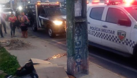 Motociclista morre após atropelar mulher em faixa de pedestres na Zona Leste de Manaus