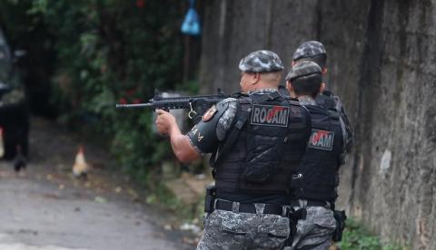 Rocam descobre 'depósito' de drogas em kitnet e apreende tabletes de skunk em Manaus