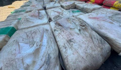 Polícia apreende 700 kg de drogas durante operação na Comunidade do Tupé